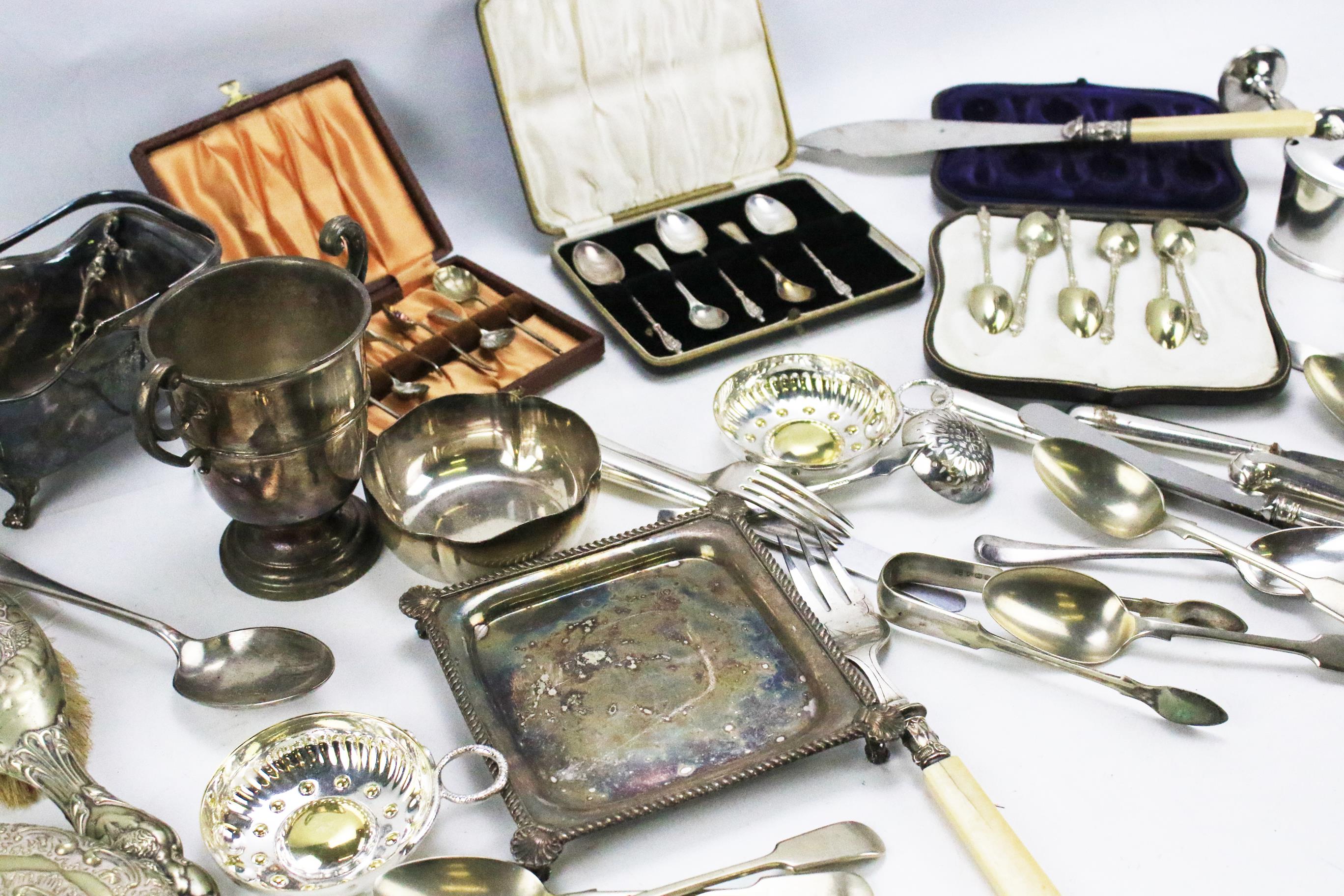 A box of silver plate including boxed spoons - Image 2 of 2