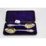 A pair of Victorian Thomas Webb & Sons silver-plated berry serving spoons.