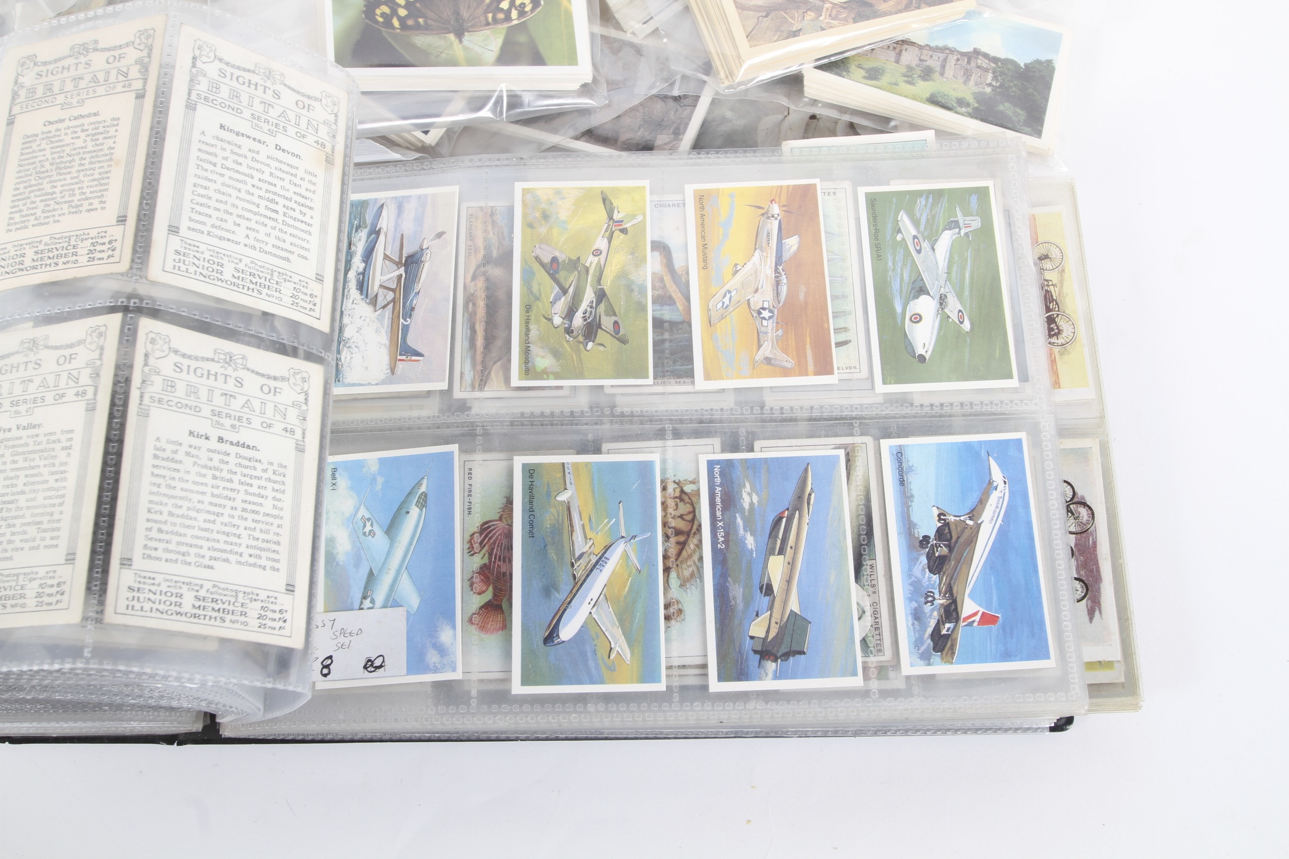 A collection of cigarette cards. - Image 4 of 5