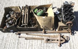 A quantity of auto jumble and related items.