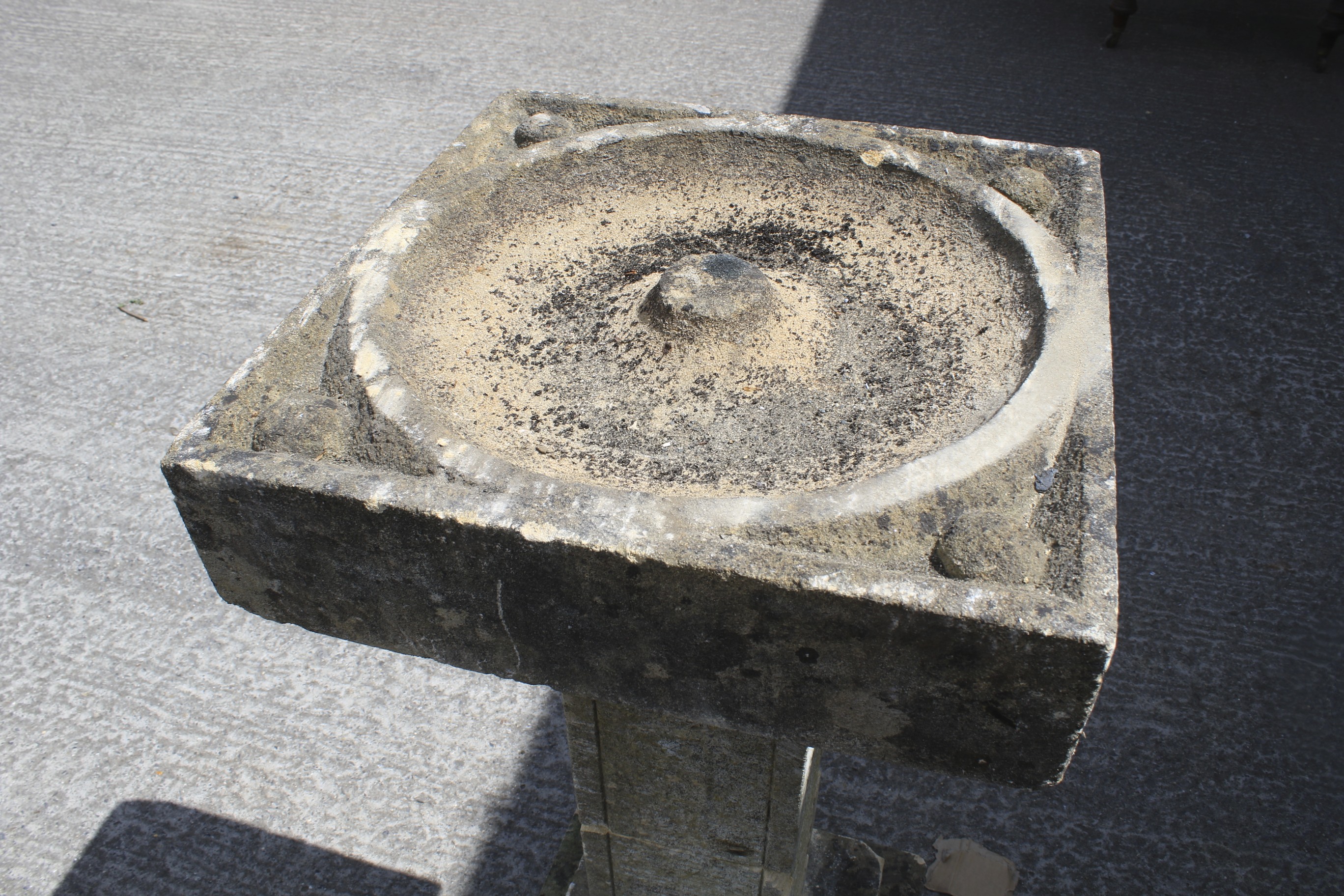 A sandstone bird bath, of square section. - Image 2 of 5