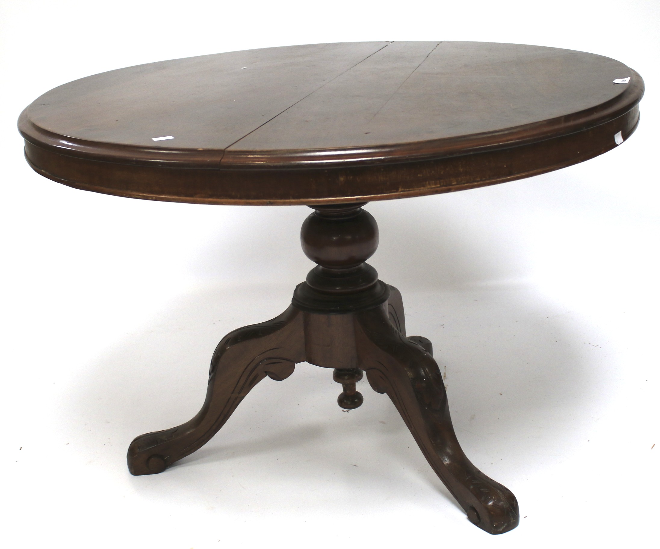 A Victorian mahogany tilt top table.