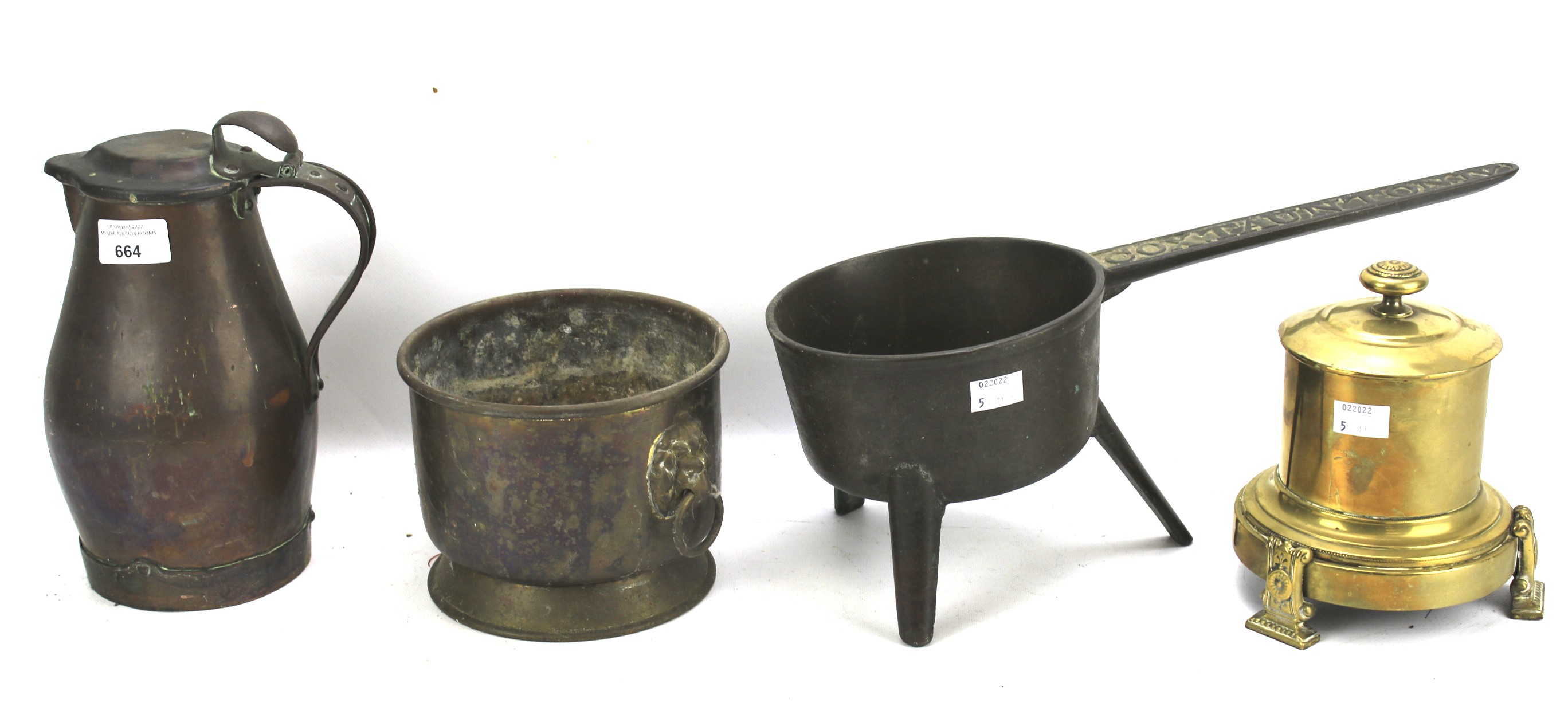 A Cox Taunton trivet pan and an assortment of metalware.