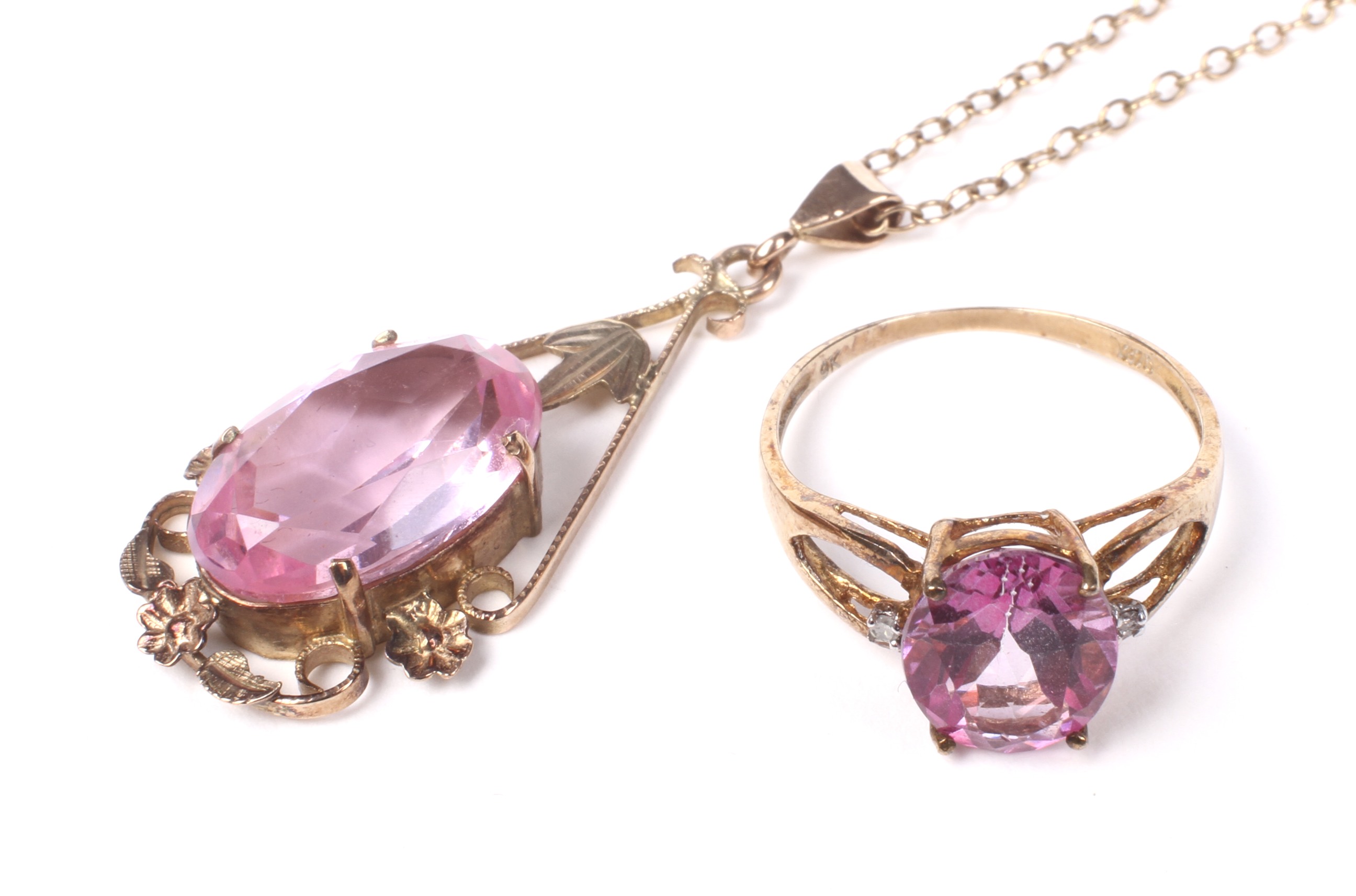 A treated-pink topaz single stone ring and a similar vintage pendant. - Image 2 of 3