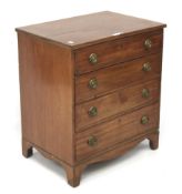 A 20th century mahogany chest of drawers.