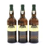 Three bottles of DOW'S Fine White Port number 478889,