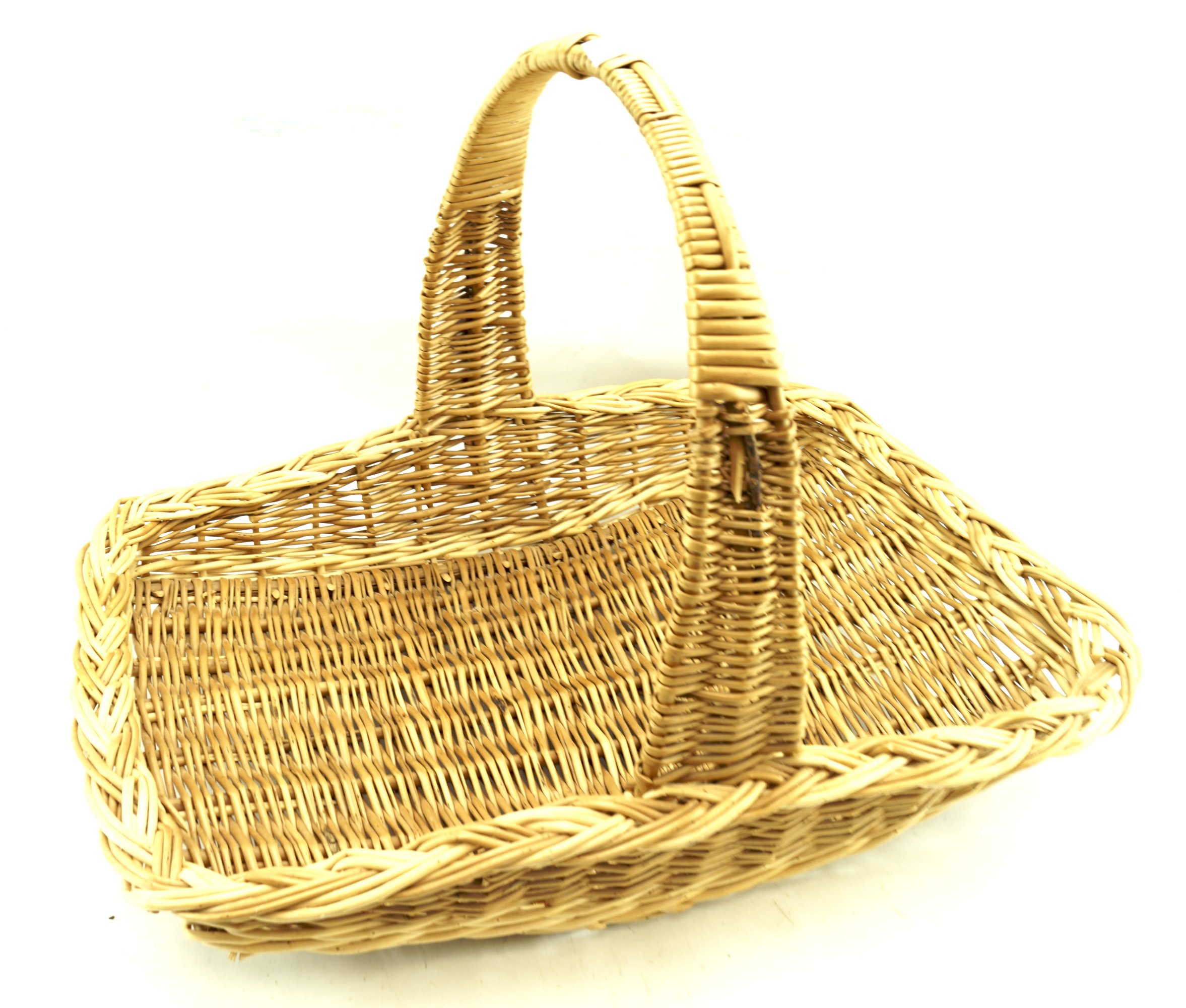 A wicker basket with a single handle, L58cm.