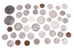 A quantity of 20th century USA coinage. Including silver half dollars and quarter dollars.