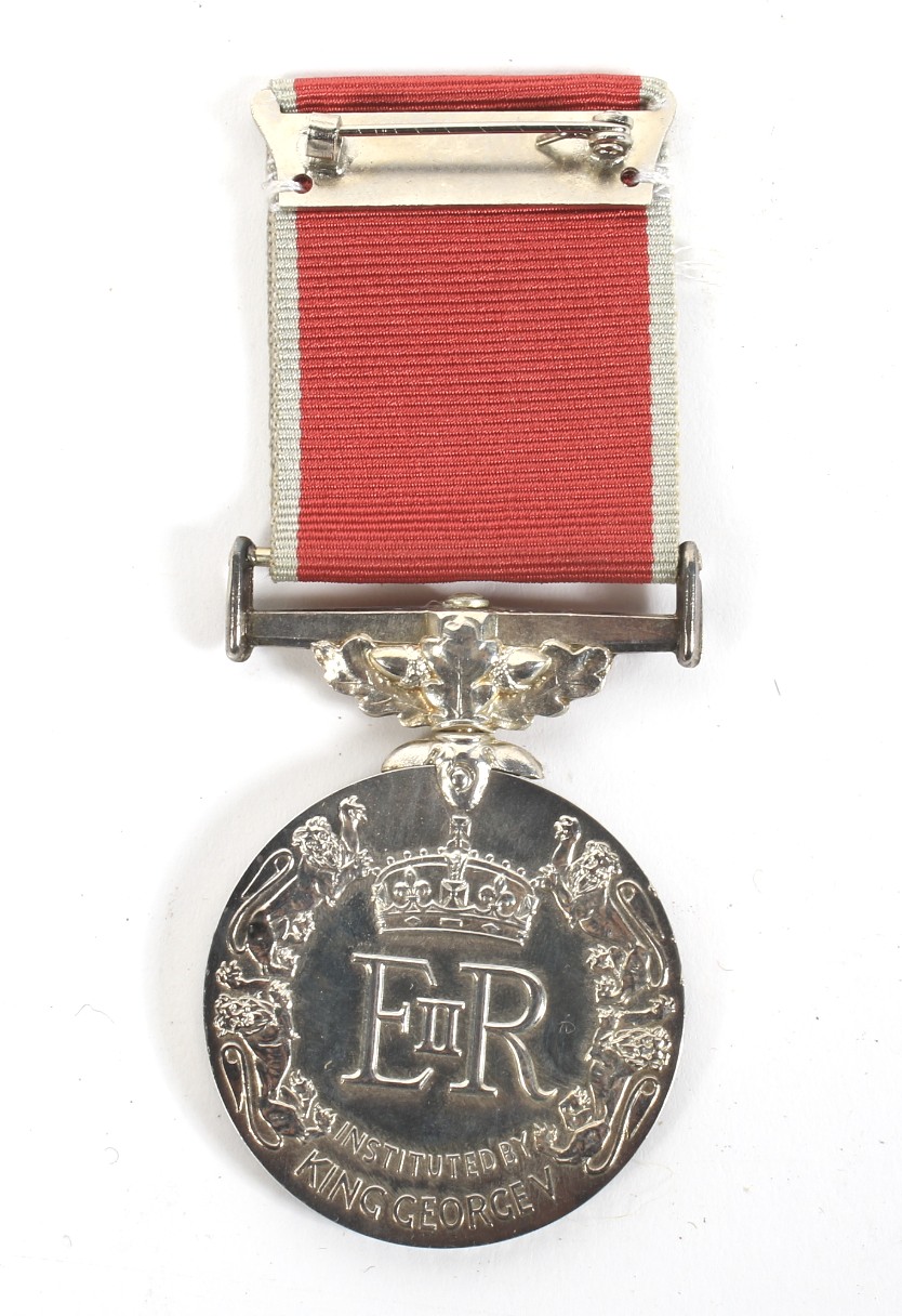 An Elizabeth II British Empire medal, with case and certificate. - Bild 3 aus 4