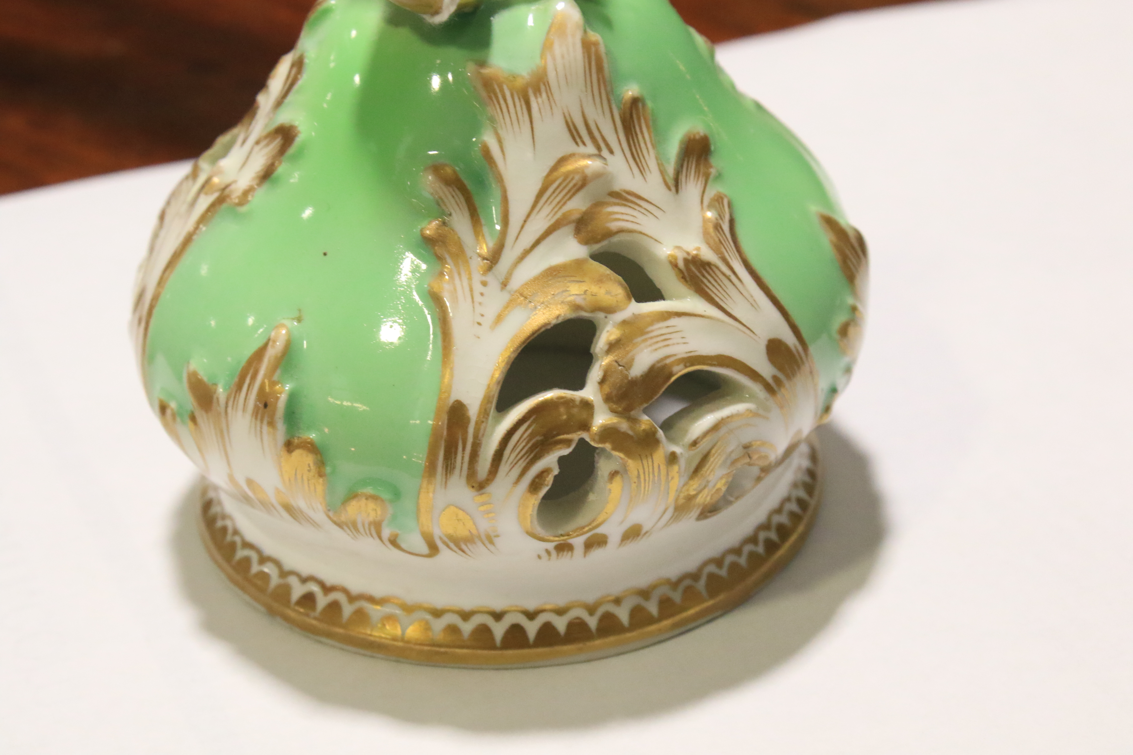 A pair of 19th century Coalport green-ground baluster pot-pourri vases and domed covers. - Image 5 of 18