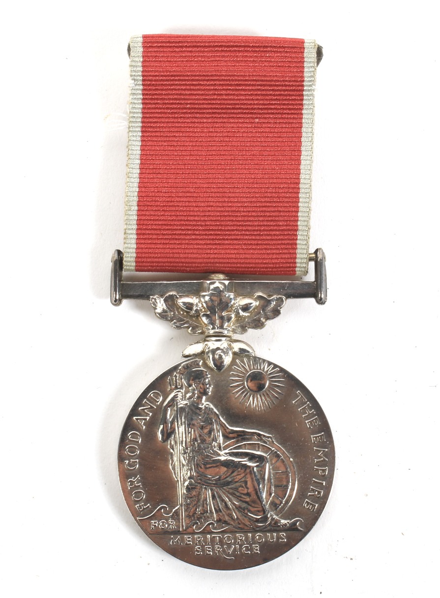 An Elizabeth II British Empire medal, with case and certificate. - Bild 2 aus 4