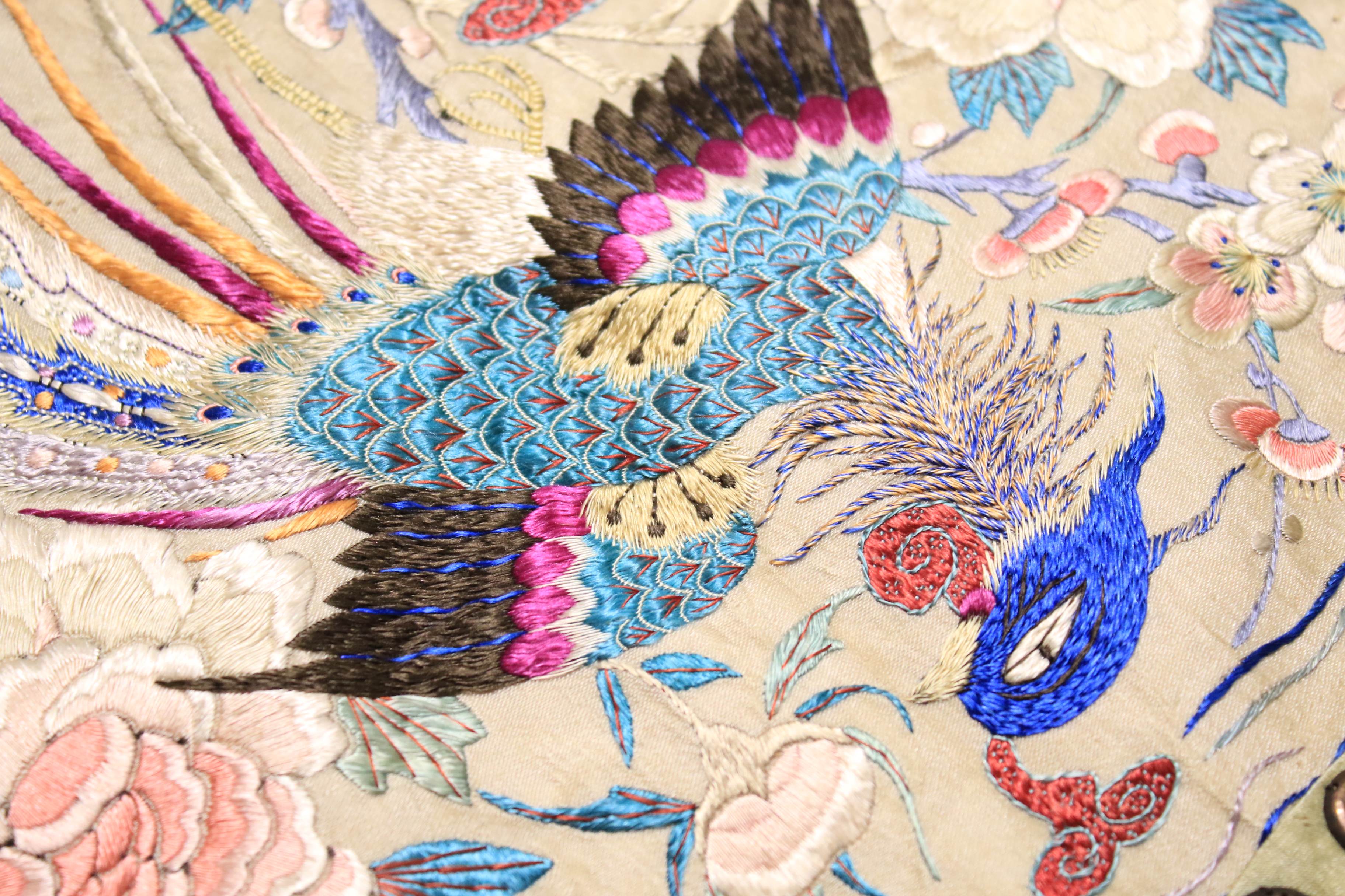 A Chinese Qing Dynasty embroidered silk wall hanging. - Image 10 of 21