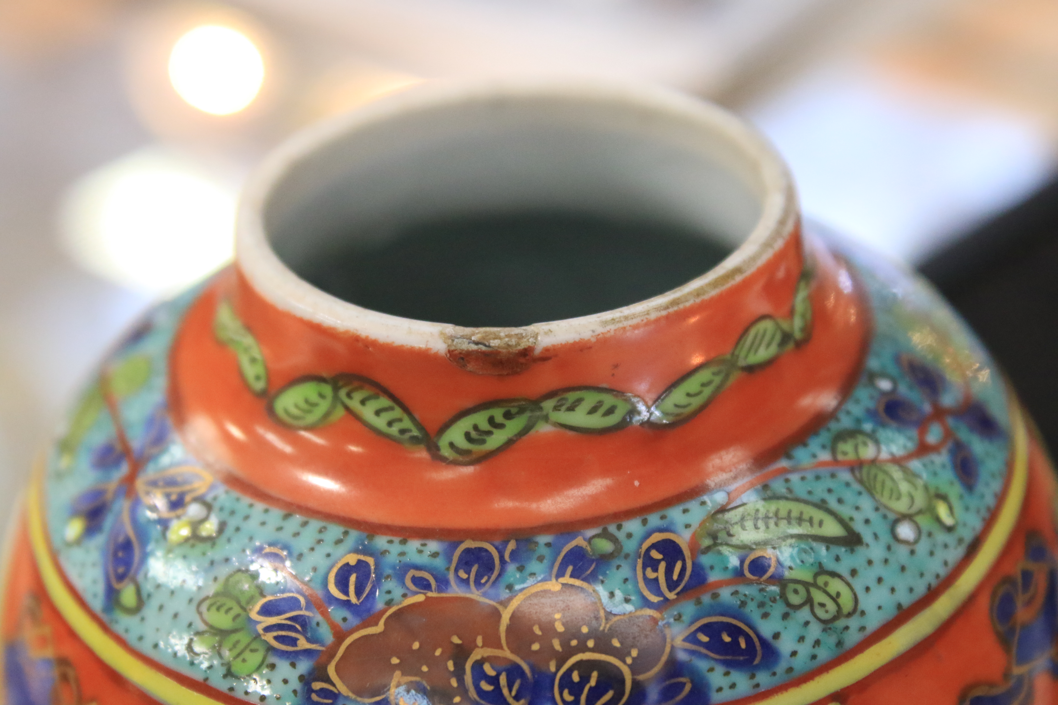 A Qing Dynasty porcelain oviform vase and cover. - Image 4 of 15