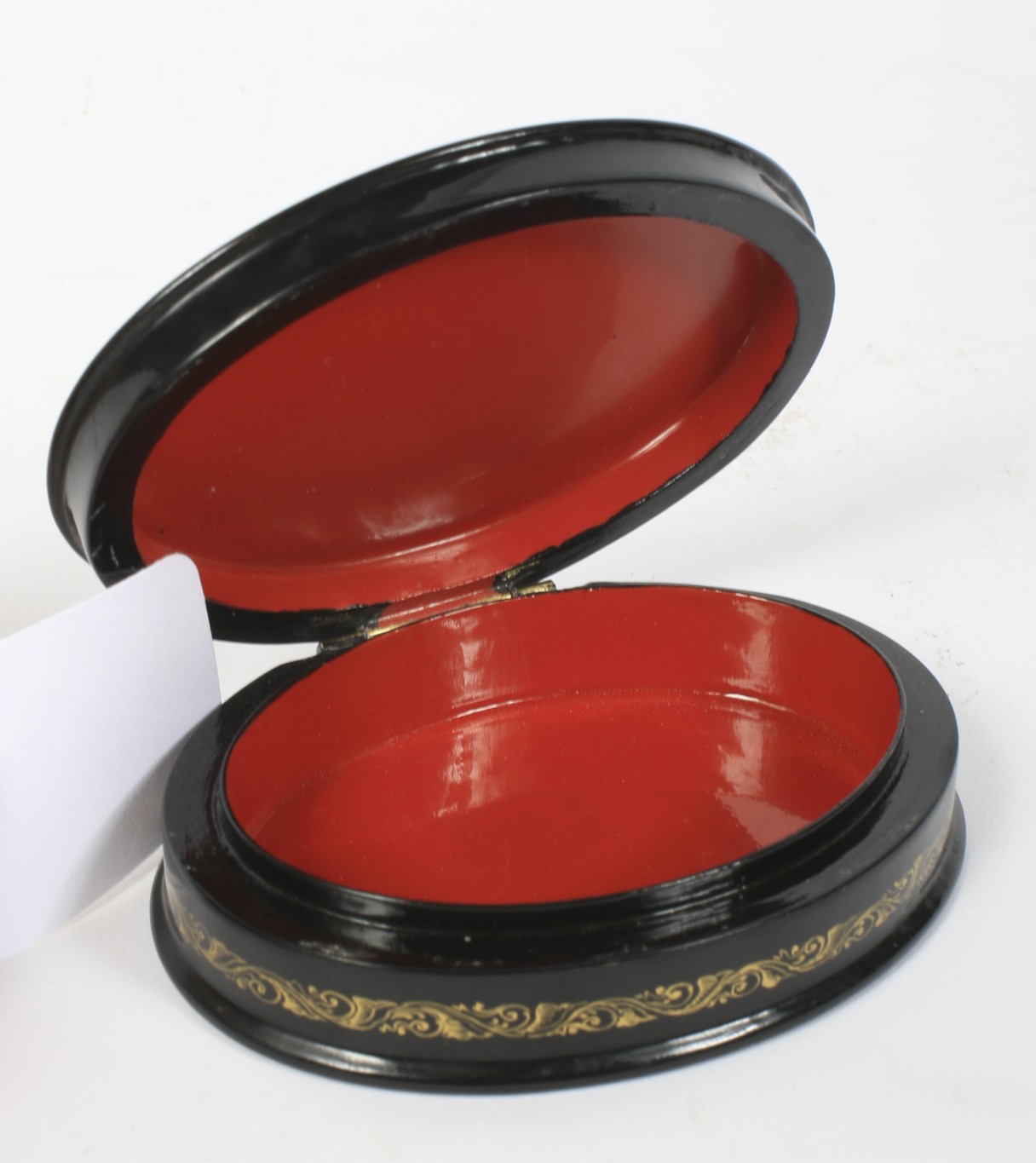 A 20th century Russian lacquer oval box. - Image 3 of 3