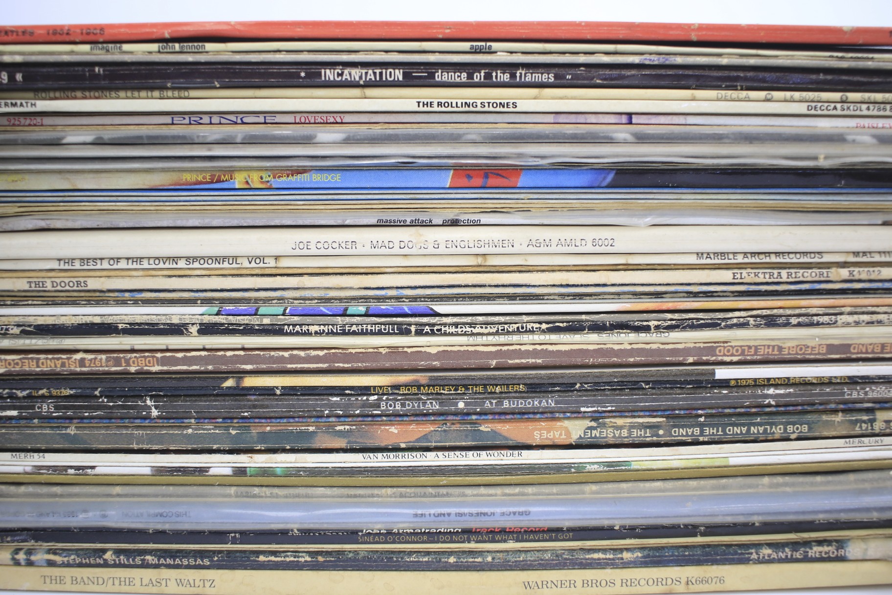 A large collection of vintage vinyl. - Image 3 of 3