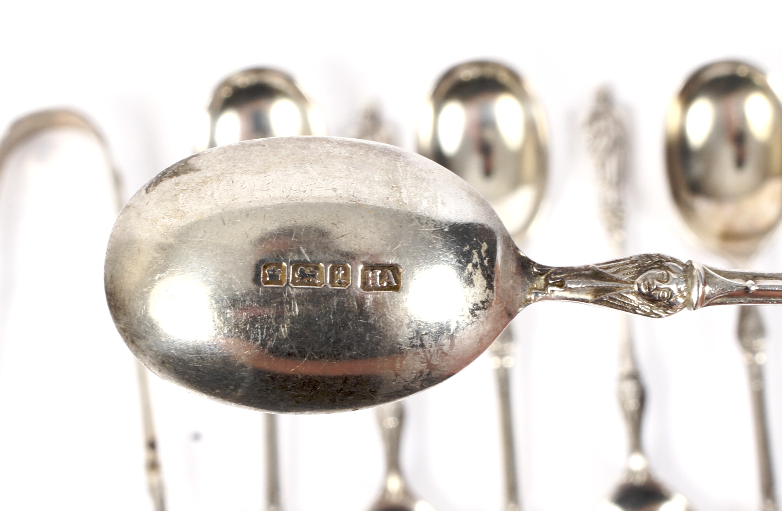 A set of six silver apostle spoons and matching tongs. Maker Atkins Brothers Sheffield 1911. - Image 2 of 2