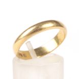 A 22ct gold wedding band. The 'D' section band 4.