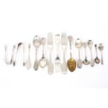 An assortment of silver spoons and tongs. Weight 64 grams.