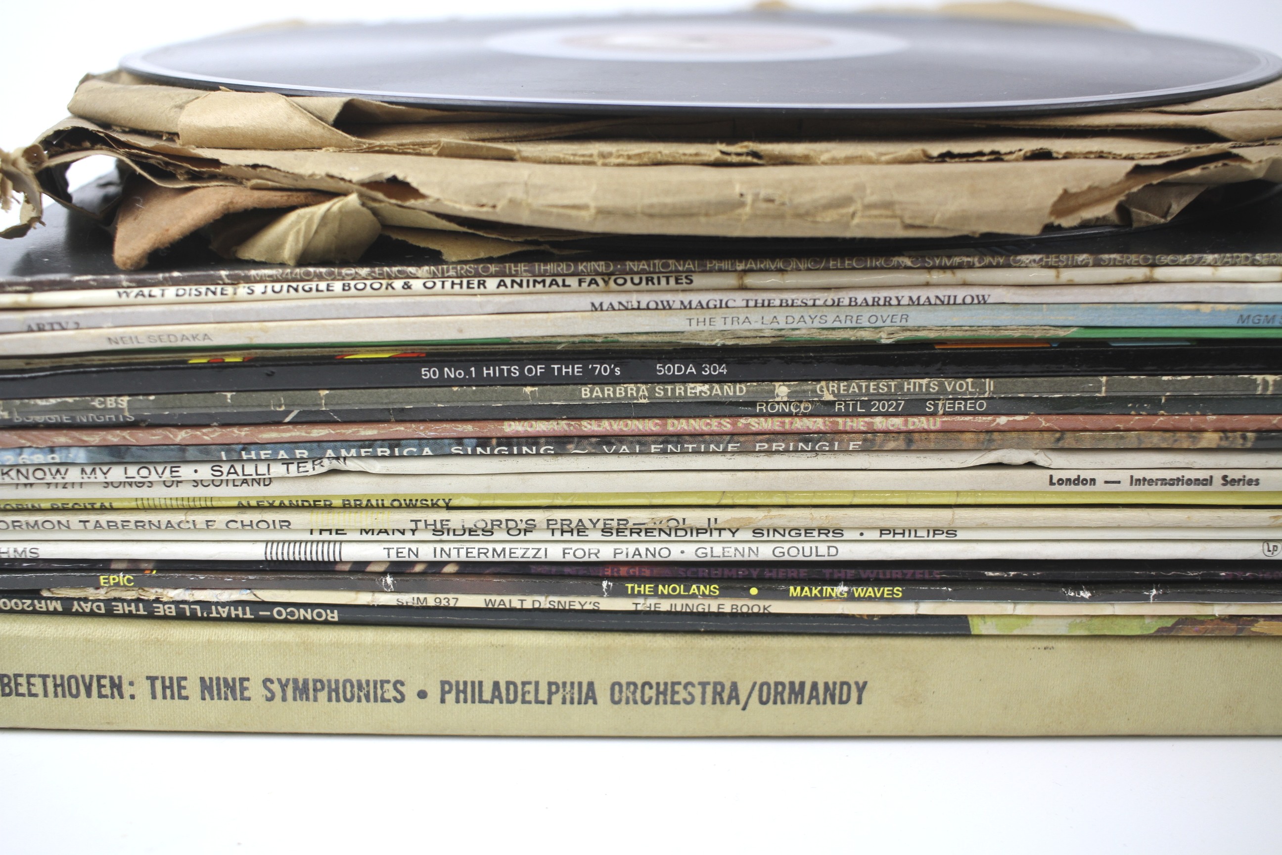 A collection of vinyl records. - Image 2 of 3