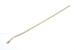 A yellow metal chain. Marked '14k', L19cm, 4.