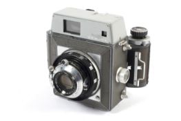 A Mamiya Press camera with 90mm 1:3.5 Mamiya-Sekor lens.