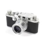 A Leica IIIc 35mm rangefinder camera, 1950. Serial number 518220, with a 50mm 1:2.