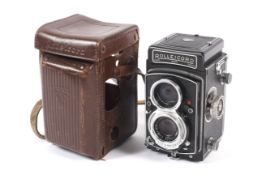 A Rolleicord VA DBP 1909036 DBGM 6x6 medium format TLR camera.