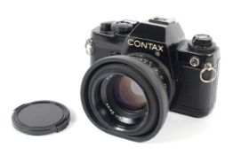 A Contax 139 quartz camera. With a Carl Zeiss Planar 50mm 1.4 lens.