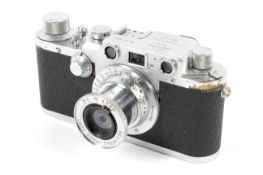 A Leica IIIc 35mm rangefinder camera, chrome, 1950. With a 50mm 1:3.5 Leitz Elmar lens.