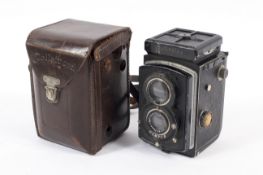 A Rolleiflex K2 DRP DRGM No.261767 6x6 medium format TLR camera. With a Carl Zeiss Jena 75mm 1:3.
