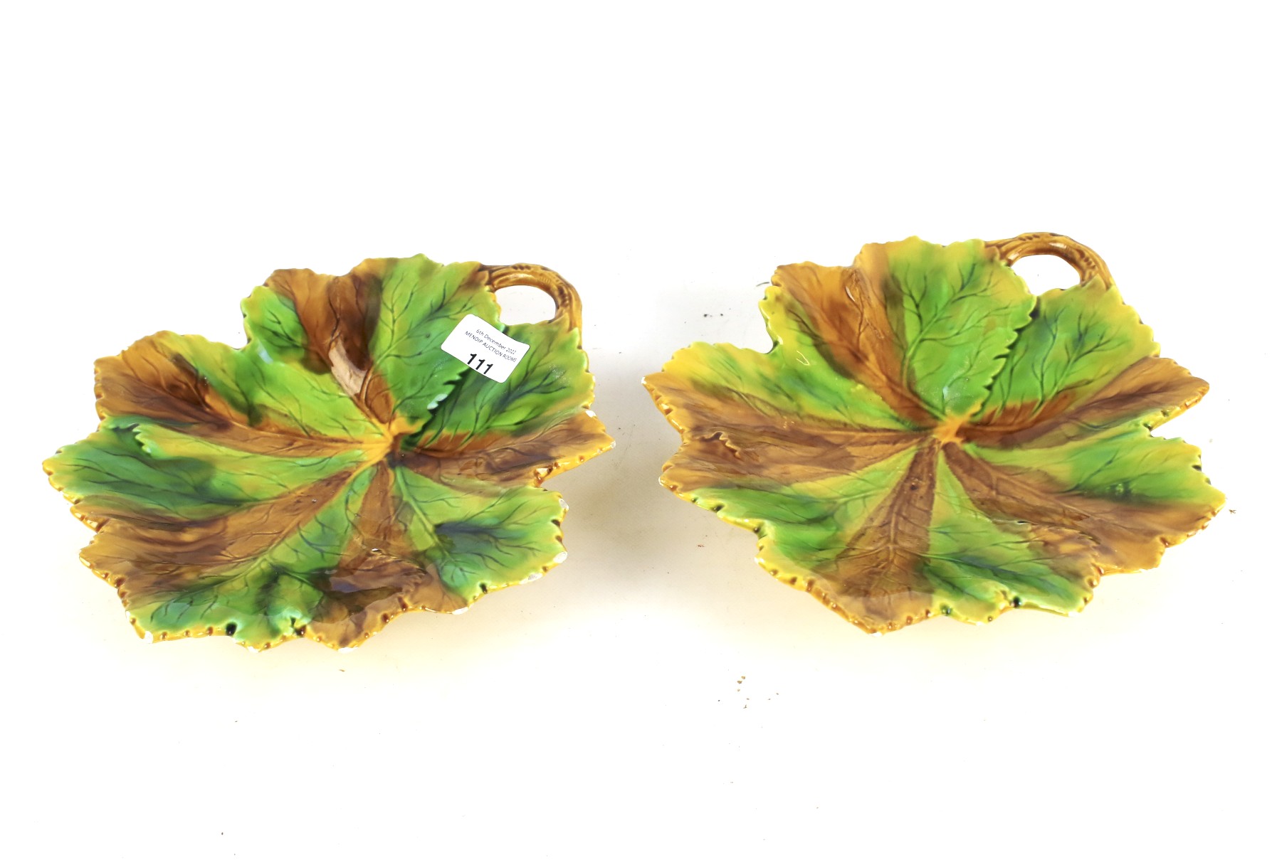 A pair of Majolica leaf dishes by Villeroy & Boch.