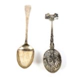 Two silver spoons. George Maudsley Jackson, London, 1896, 75.