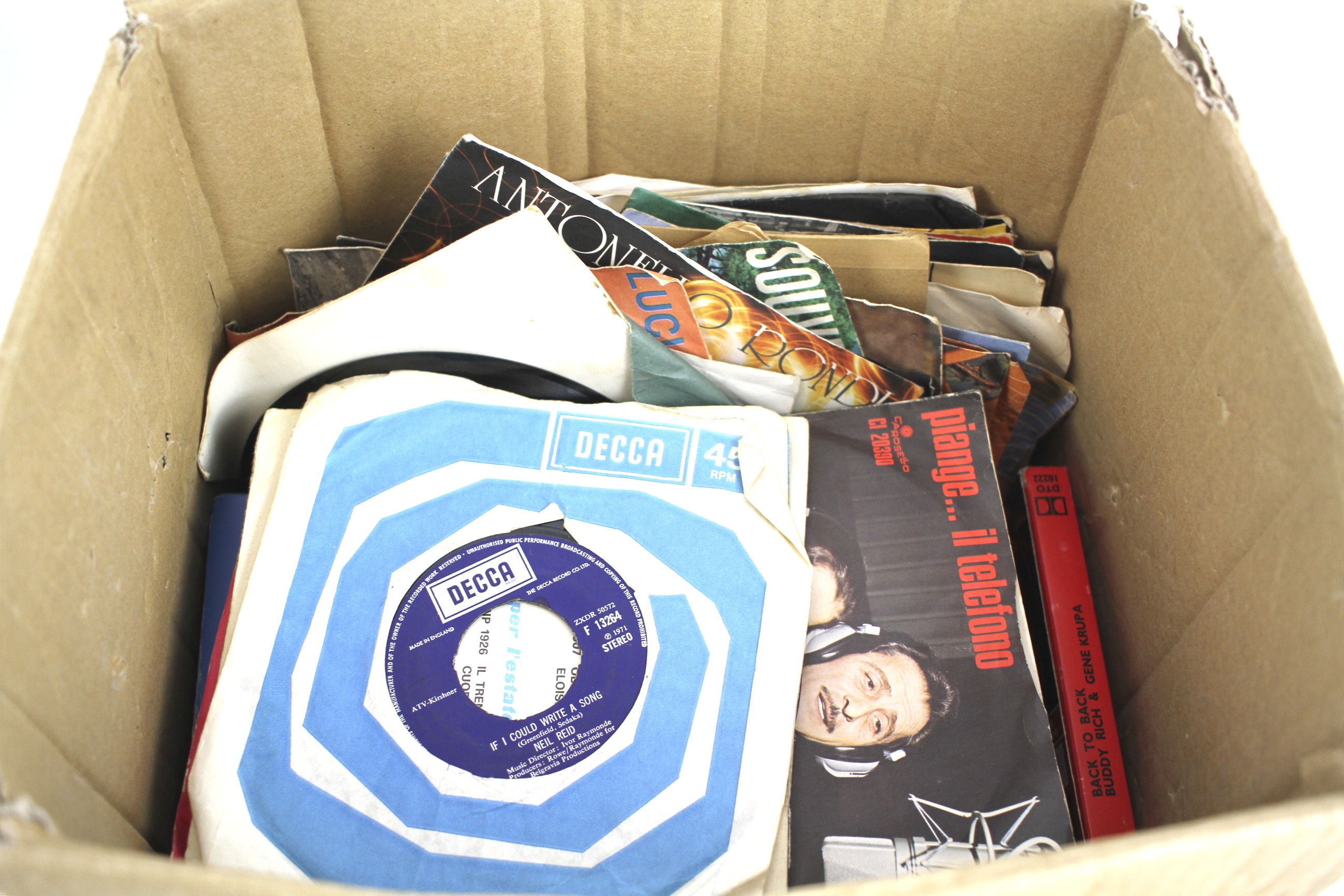 An assortment of vinyl albums and LPs. - Image 3 of 3