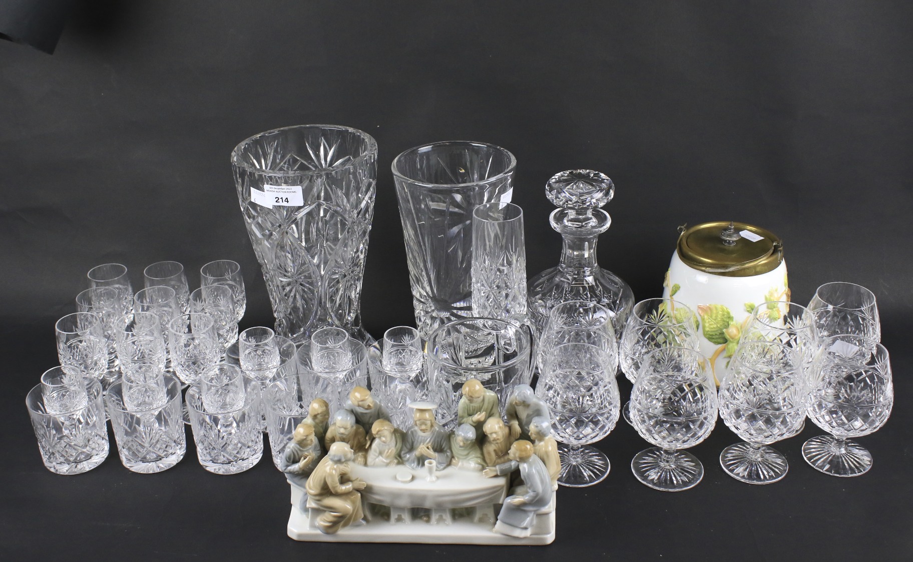 An assortment of glassware.