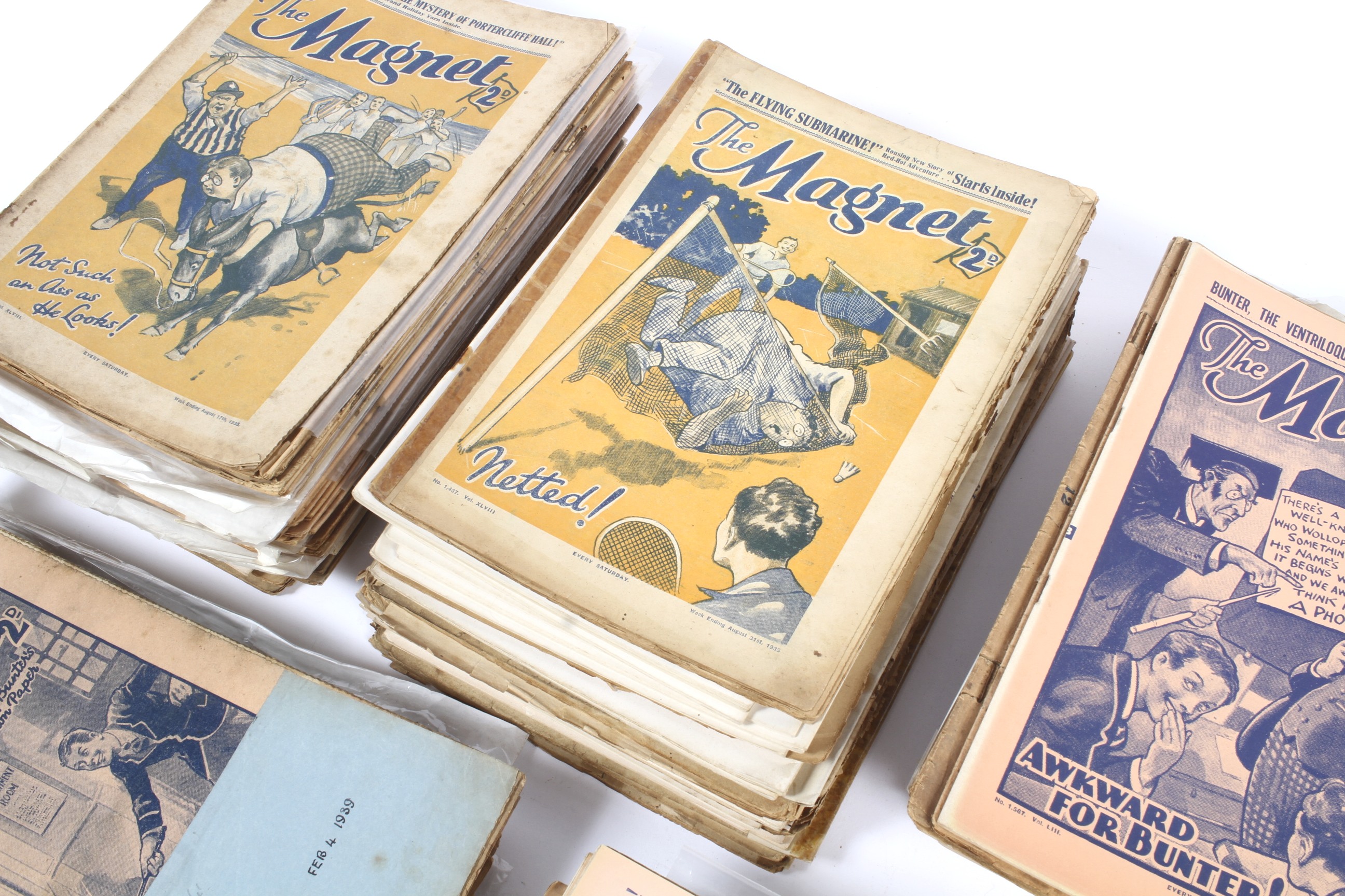 A comprehensive collection of 'The Magnet' vintage magazine, circa 1930. - Image 2 of 2