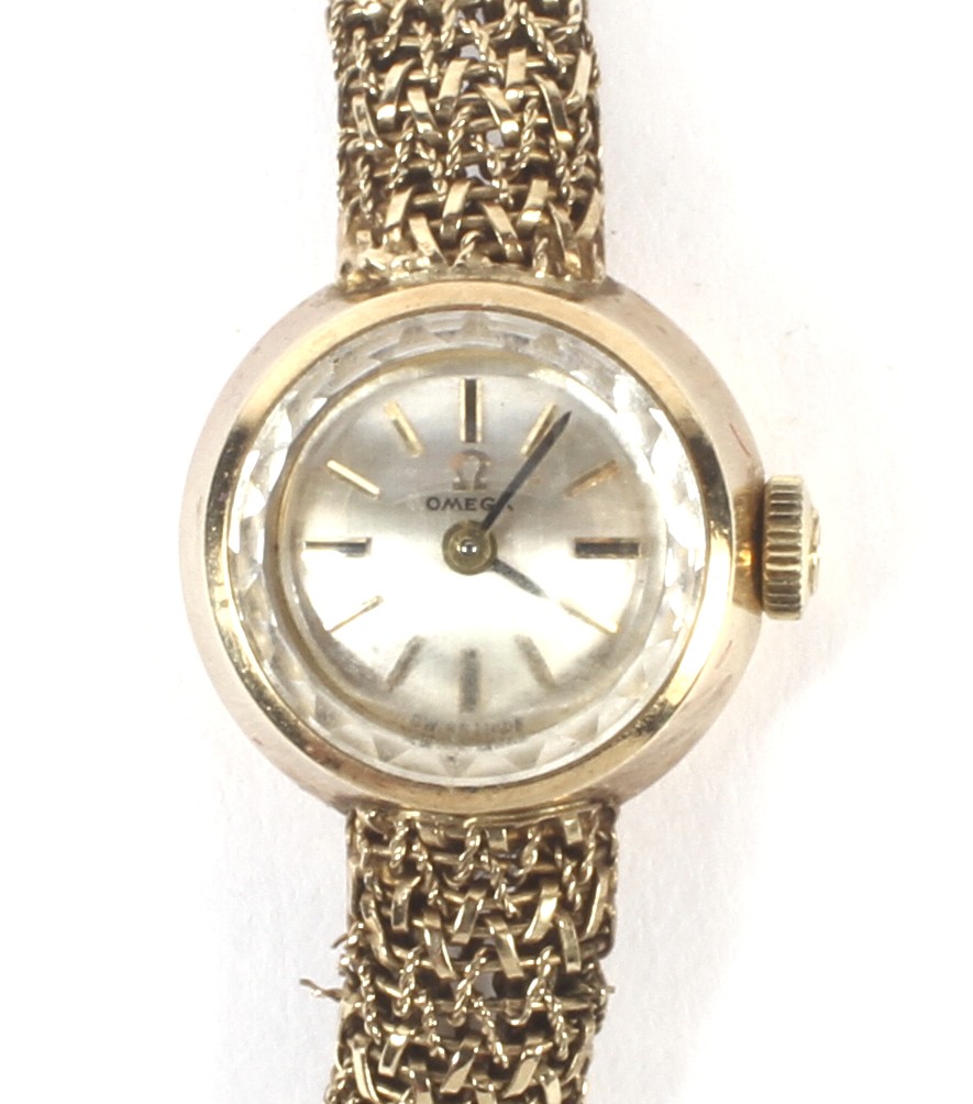 A mid-century ladies 9ct gold Omega wristwatch.