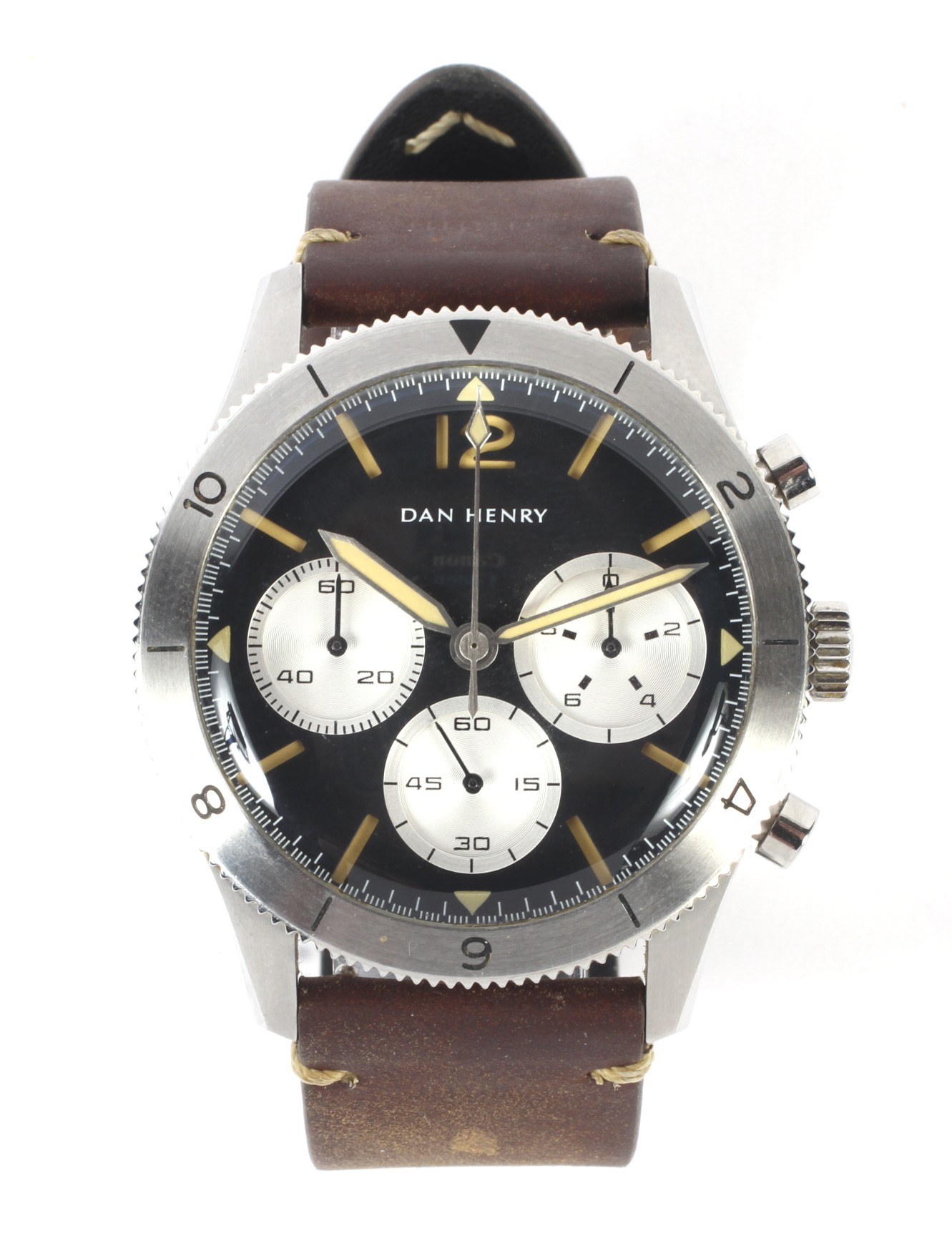 A contemporary Dan Henry quartz chronograph wristwatch. - Image 2 of 4