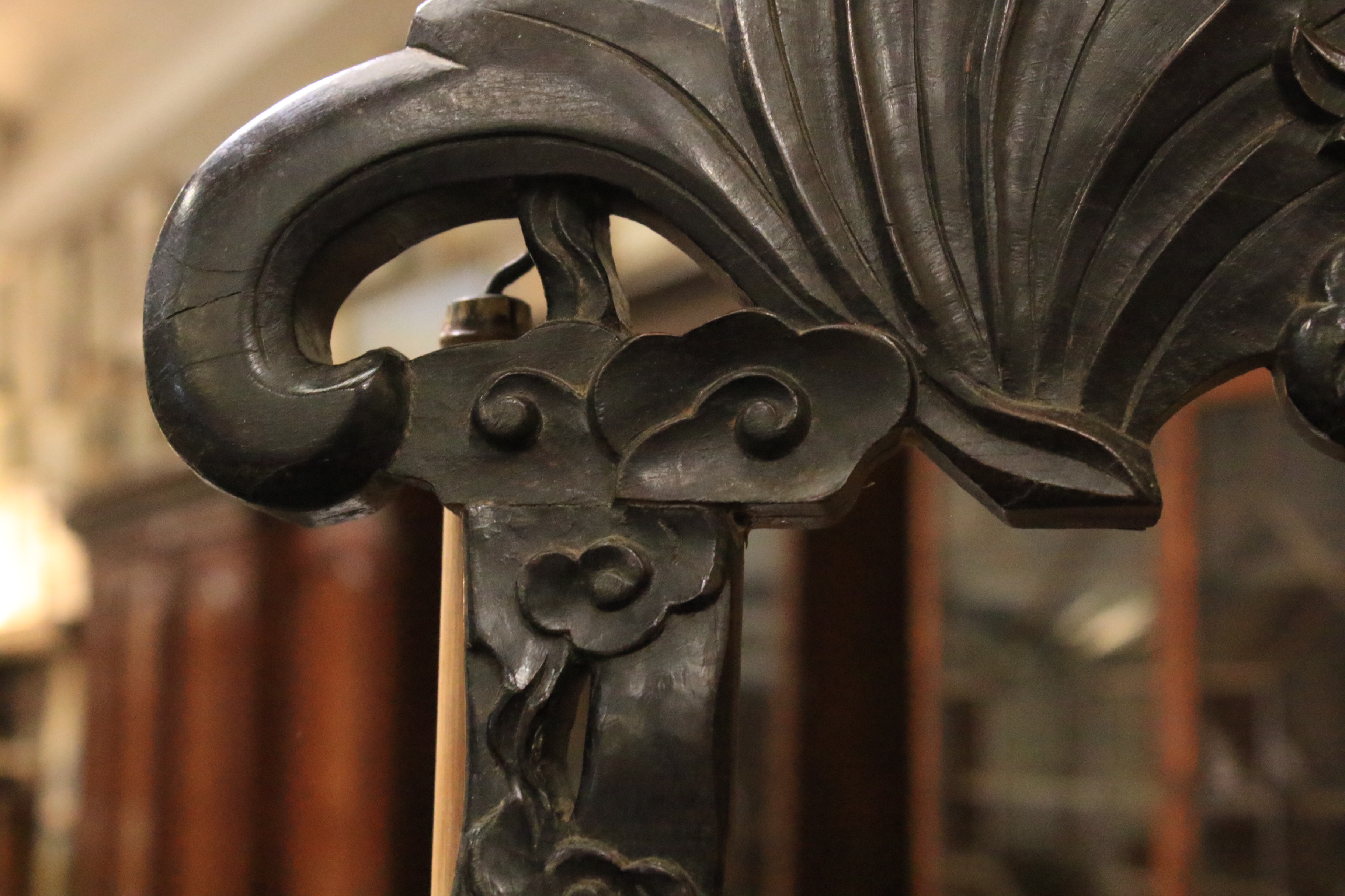 A Chinese gong raised on a carved ebonised stand. - Image 4 of 18