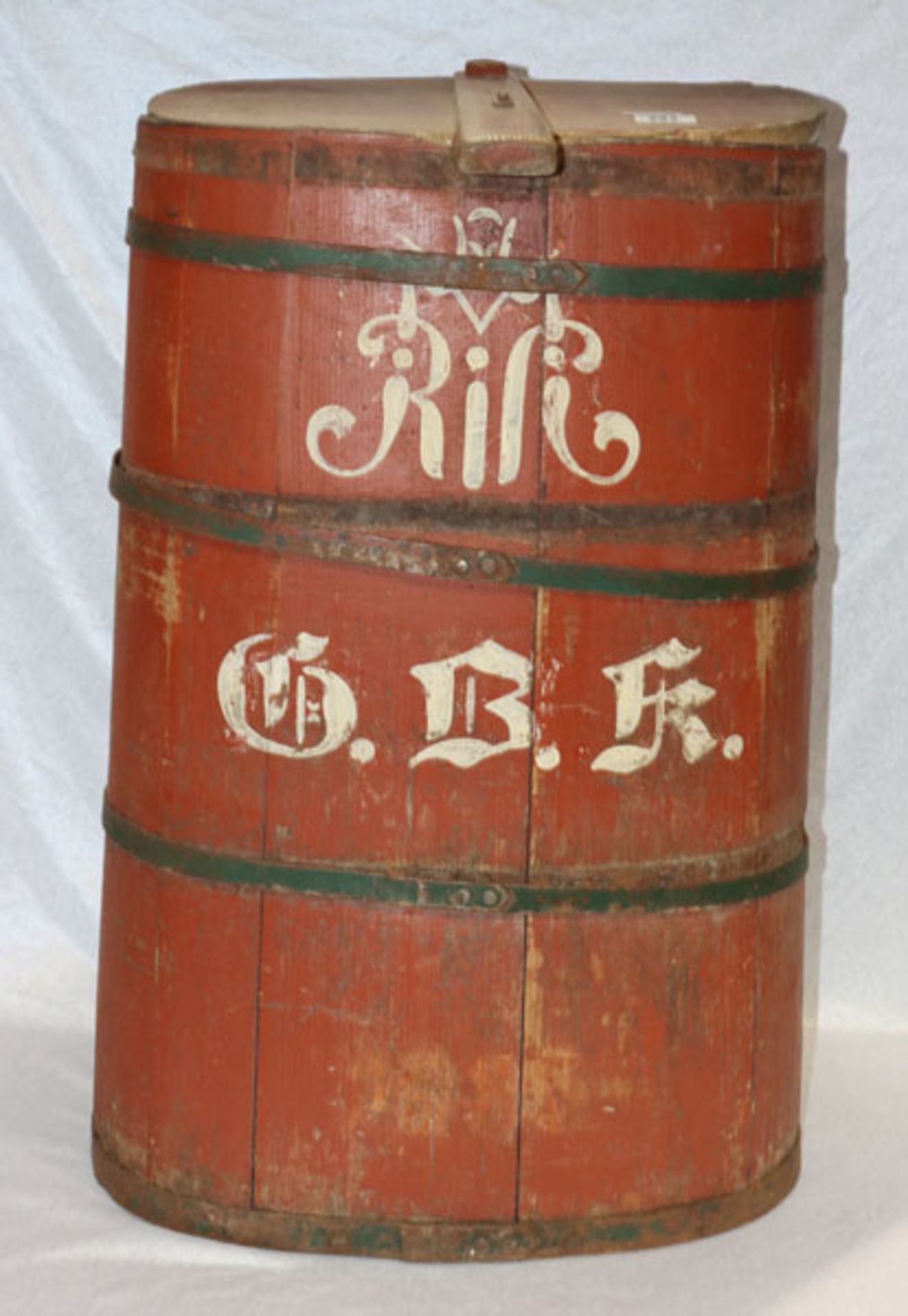 Deko Holz Weinlesekorb, H 78 cm, B 56 cm, T 27 cm, Alters- und Gebrauchsspuren, Trocknungsrisse