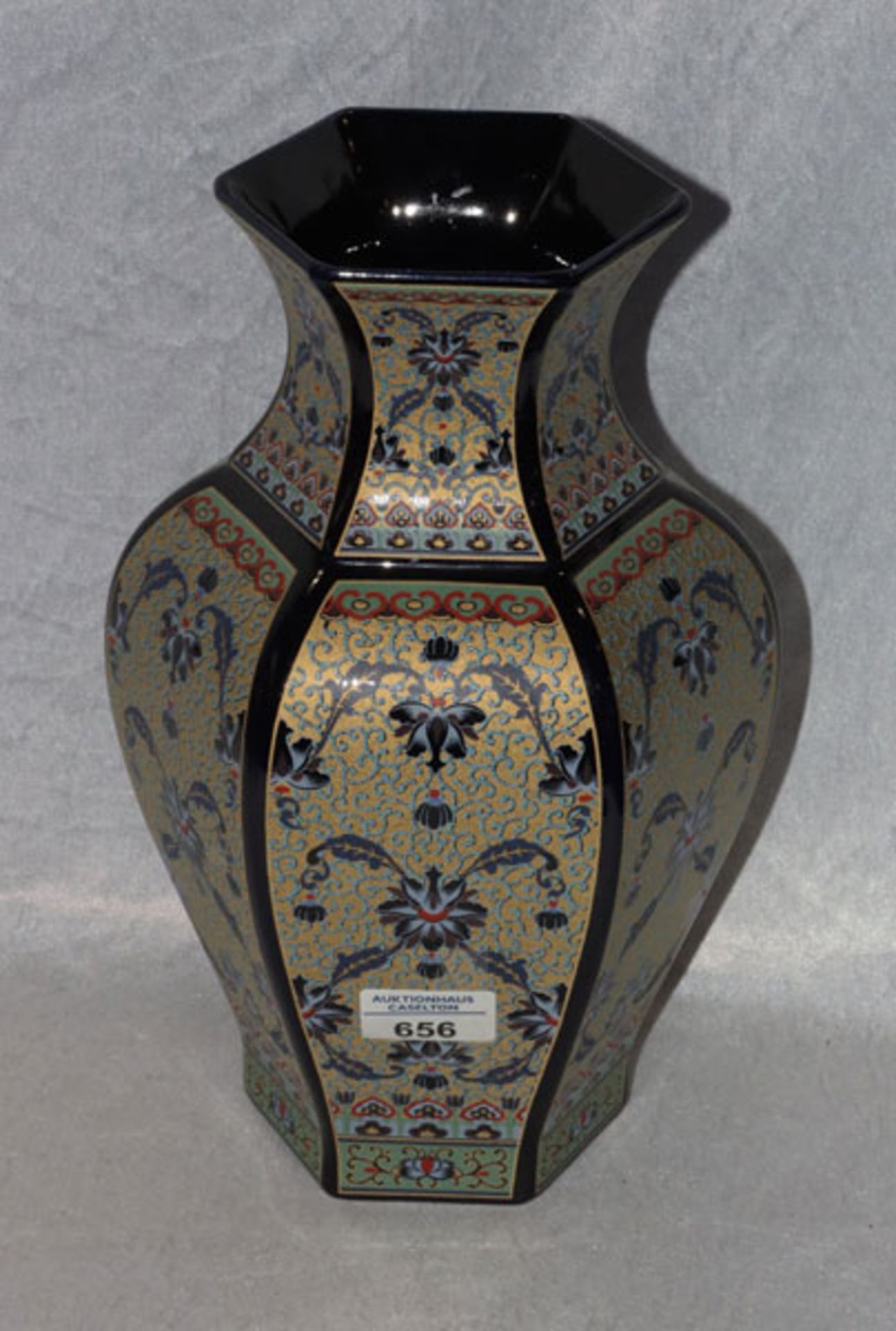 Keramik Vase mit dekorativem Floraldekor, H 31 cm