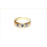 18 k Gelbgold Ring mit Safiren und Diamanten, Birmingham, England 1901, Gr. 58, 3,1 gr.