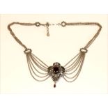 Silber Trachten-Collier mit Granat, L 42 cm, 36 gr.