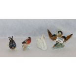 4 Hutschenreuther Porzellan Tierfiguren: 'Wildente im Anflug', Entwurf Hans Achtziger, H 12 cm, 2