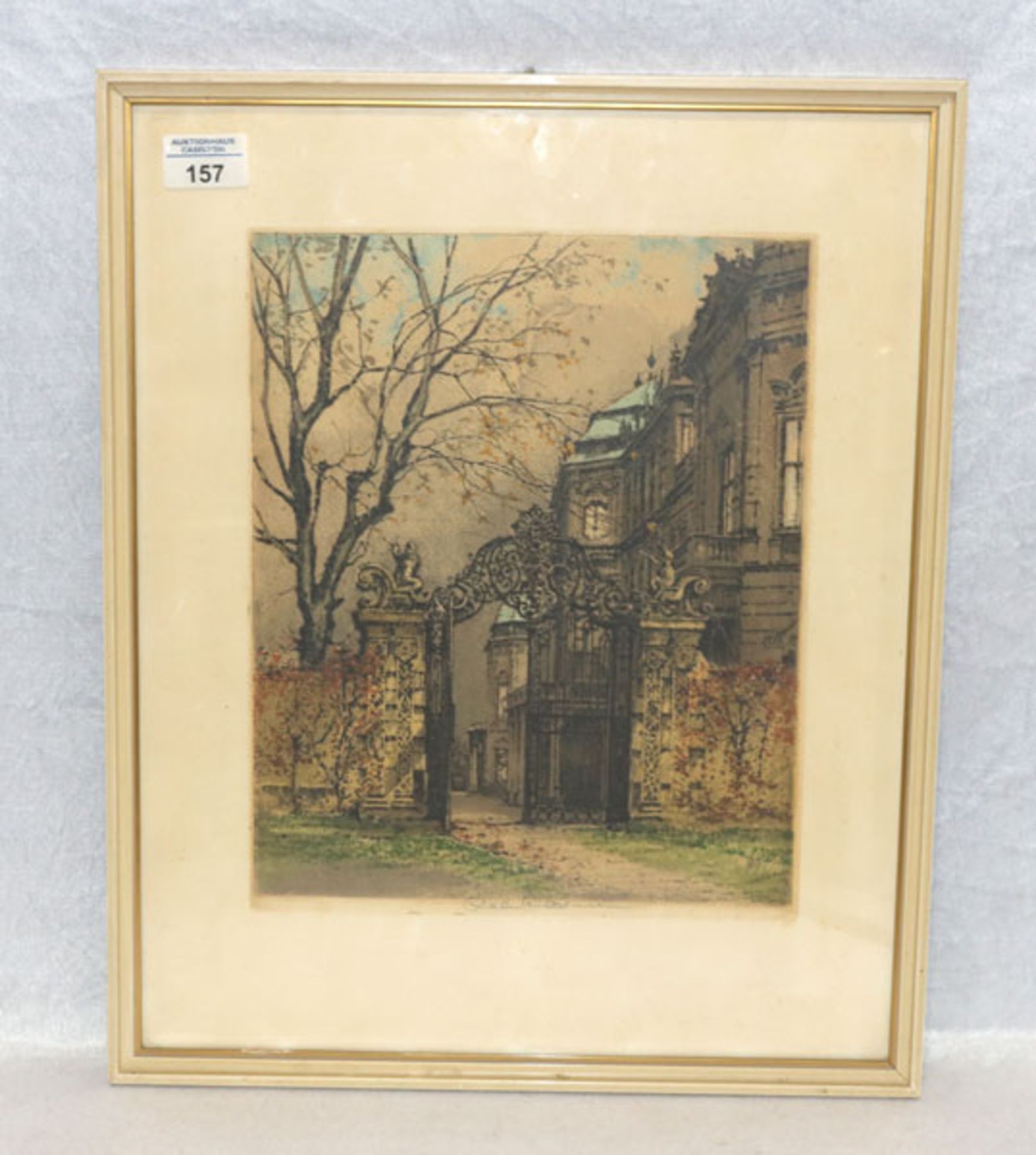 Lithographie 'Residenz Würzburg ?', undeutlich signiert, unter Glas gerahmt, Rahmen beschädigt,