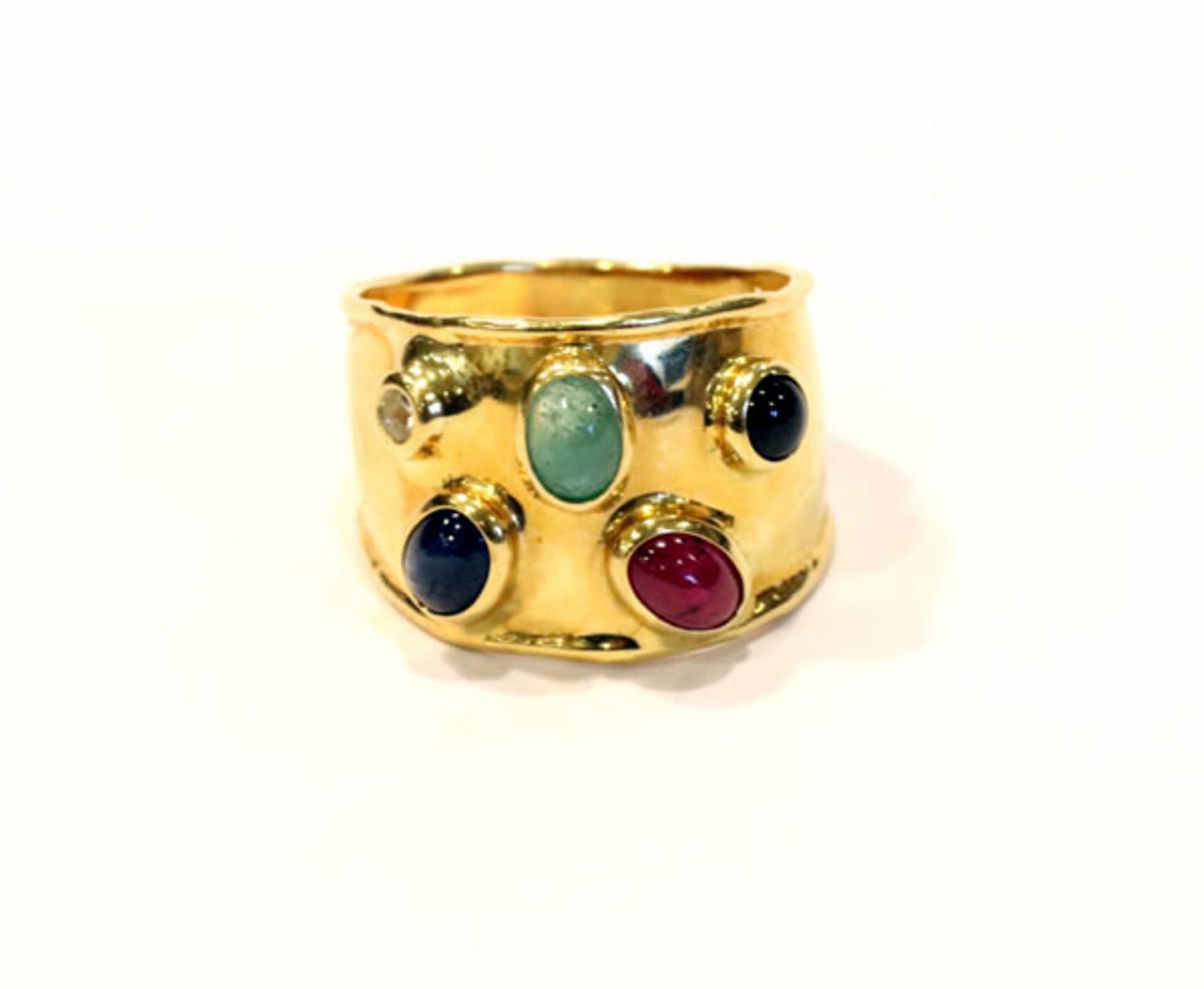 18 k Gelbgold Ring mit Rubin, Smaragd und Safir, 5,2 gr., Gr. 57