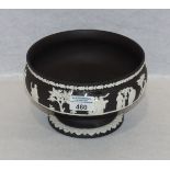 Wedgwood Fußschale, schwarz mit weißem Dekor, griechische Szenerien, H 13 cm, D 22 cm,