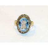 14 k Gelbgold Ring mit Aquamarin, 5,1 gr., Gr. 55