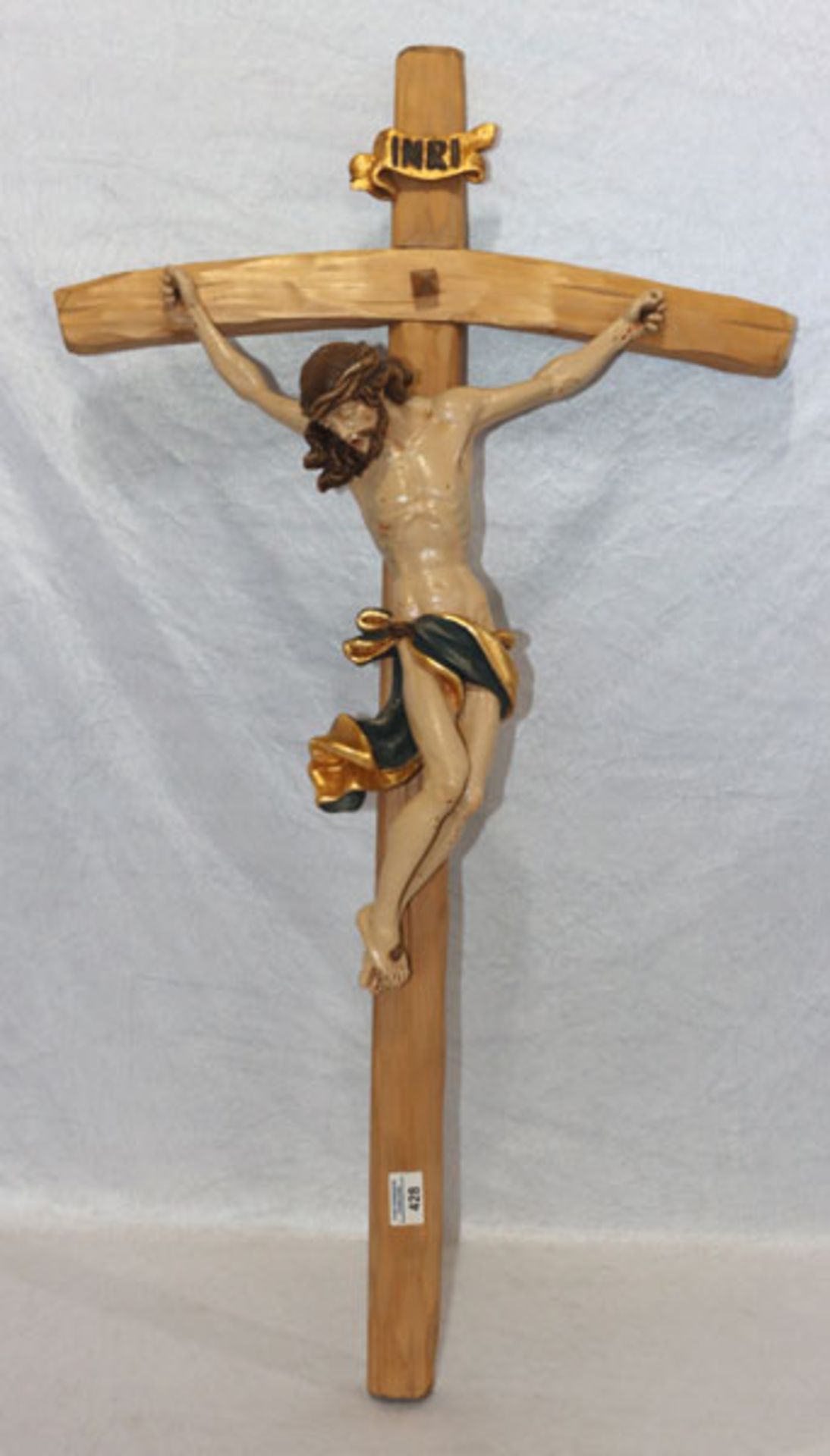 Holzkreuz mit gefaßtem Korpus Christi, H 98 cm, B 54 cm, leichte Farbablösungen