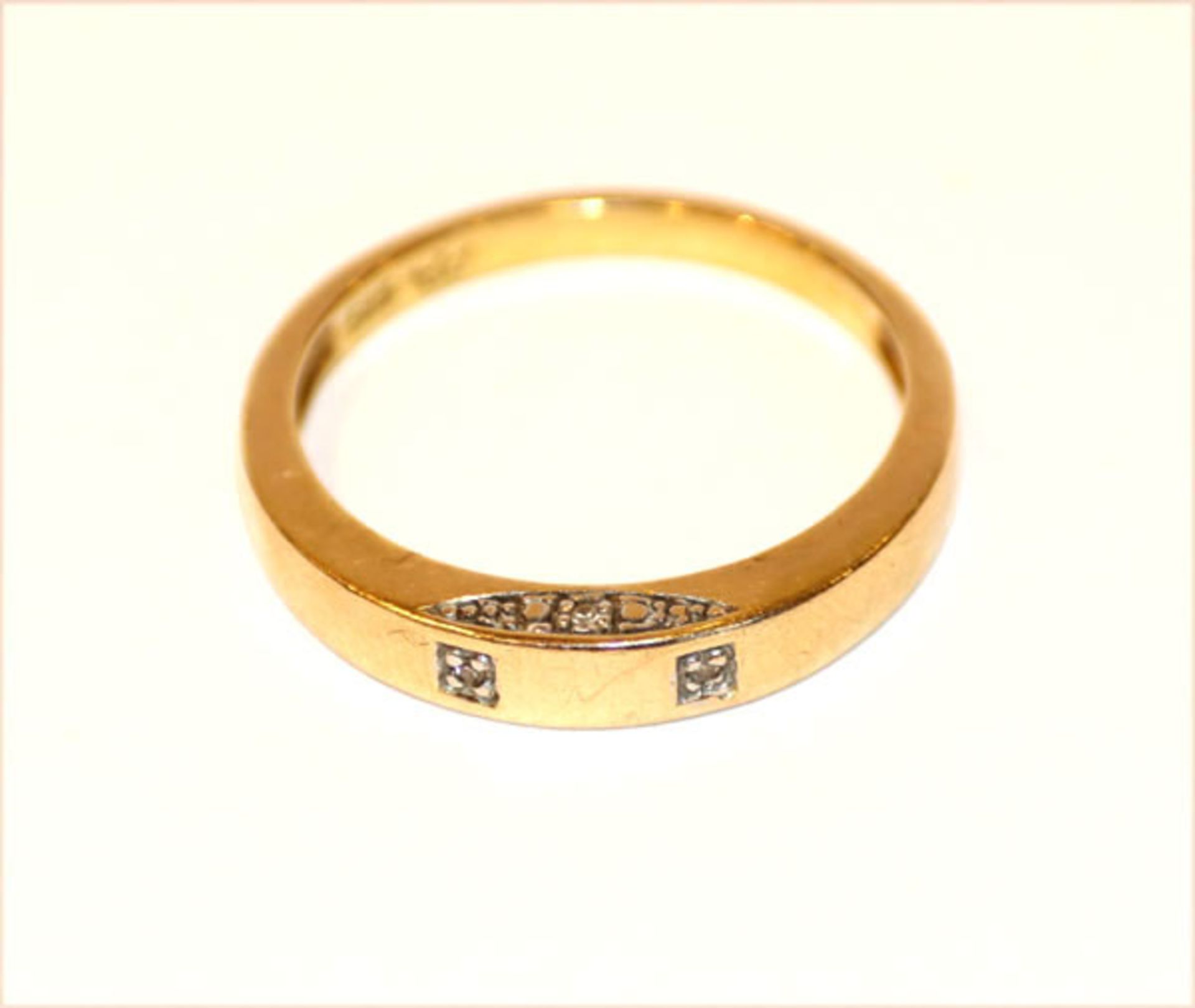 14 k Gelbgold Ring mit Weißgold Verzierungen, 3,2 gr., Gr. 60