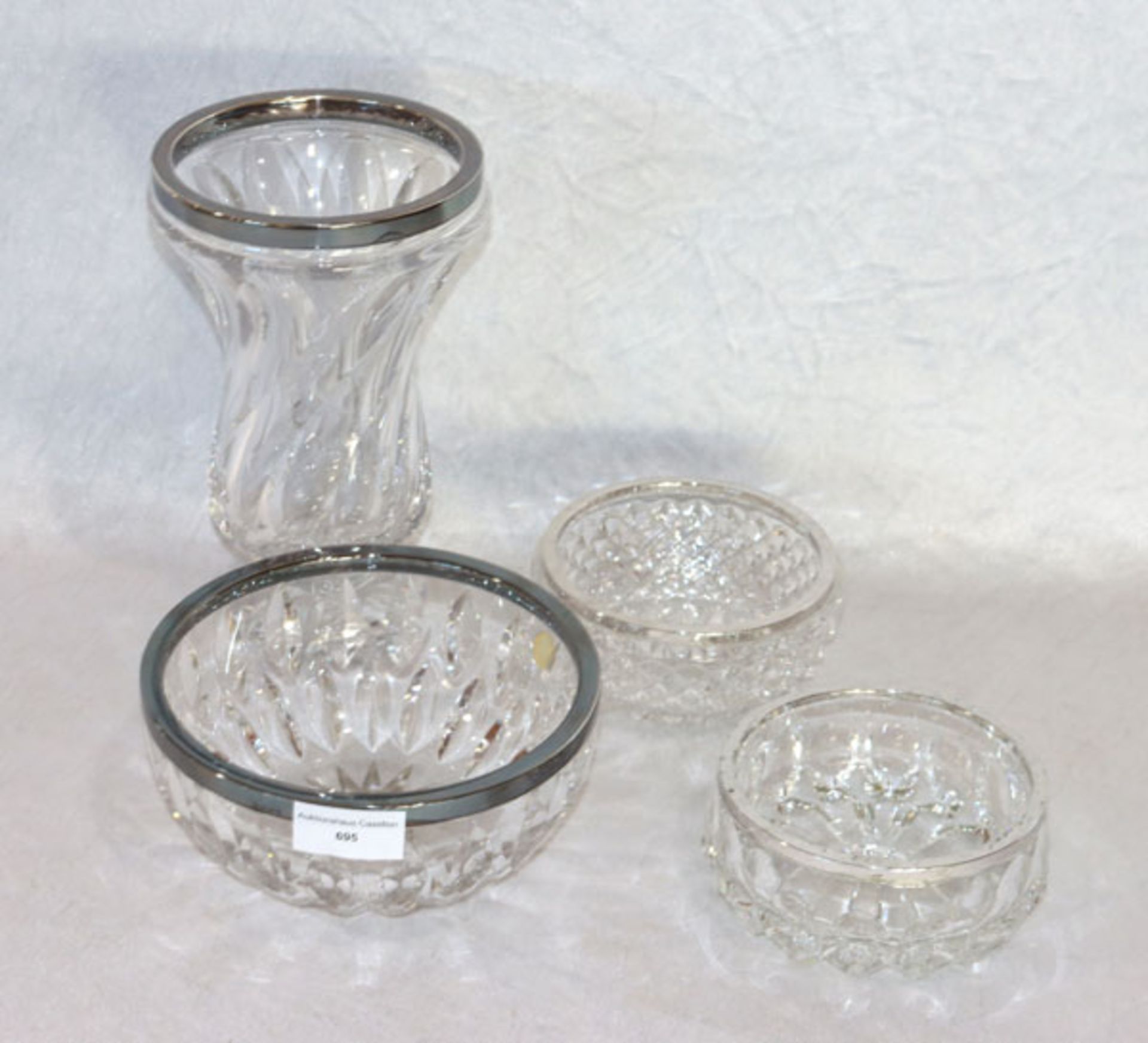 Konvolut von 3 Glasschalen mit Silberrand, H 5,5/8 cm, und Glasvase mit Silberrand, H 21 cm,